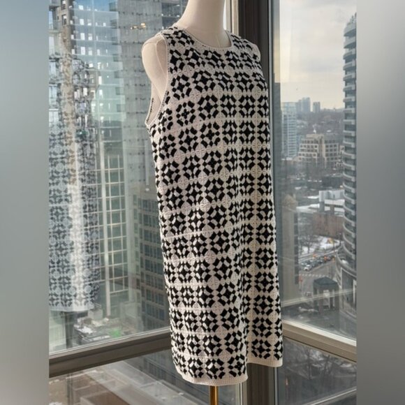 🆕 FARM Rio 🧿 NWOT Patch Crochet Black & White Monochrome Mini Dress - Size XL - Picture 5 of 15